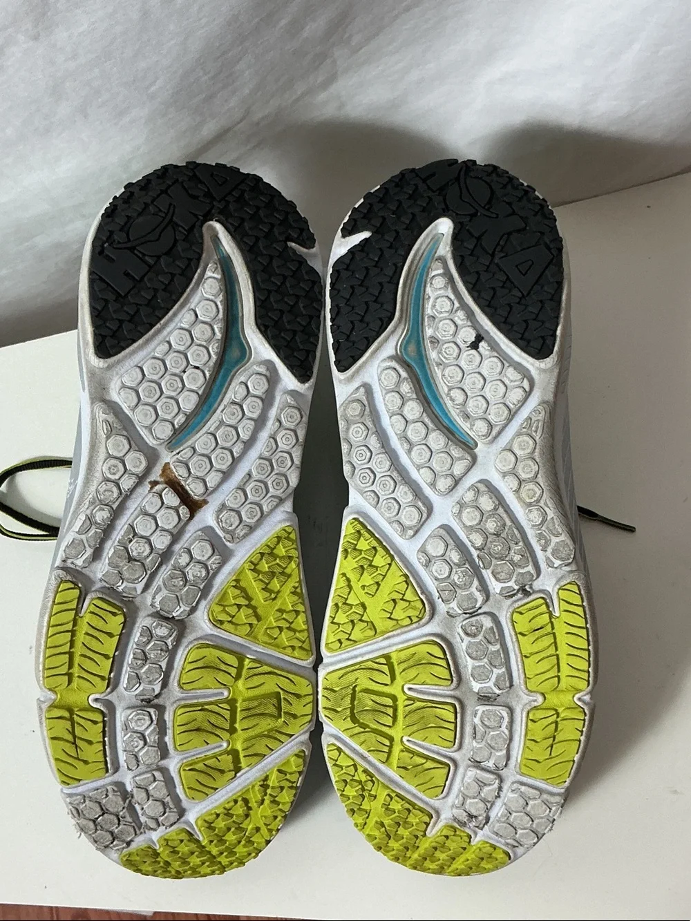 Hoka Bondi 4 Men's Running Shoes - Gray & Neon Yellow
